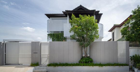 Reborn House: Balancing Change and Memory